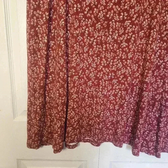 Joe  Fresh Women's Plus Size Viscose/Spandex Floral Maxi Skirt Size 1x - Picture 3 of 7